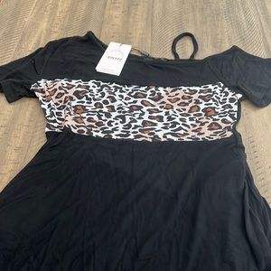 90 Bikatu animal print NWT size medium dress
